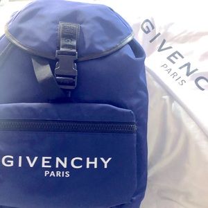 Not for SALE*******100 % Auténtico brand new Givenchy Backpack